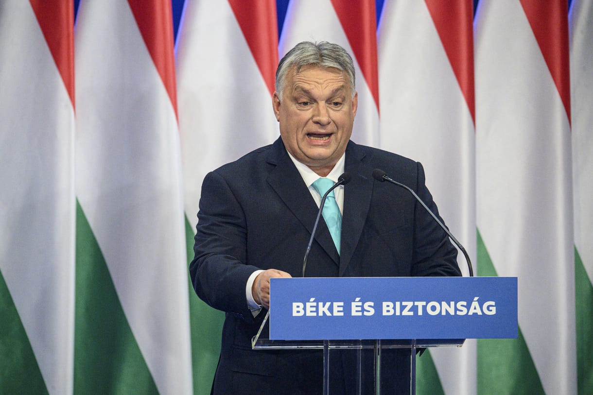 Orbán a háborúban nem szurkol senkinek és megnevezte a kormánypártok ellenfeleit