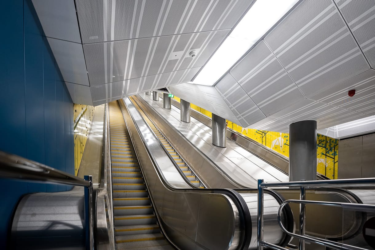 Így néznek ki az M3-as metró most felújított állomásai – fotók