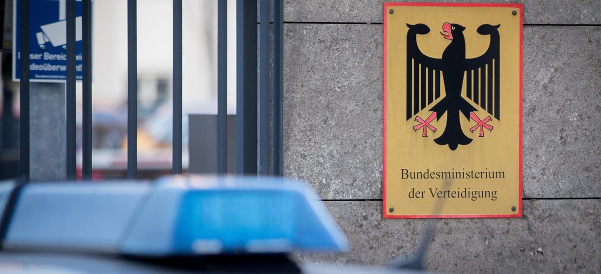 Elfoglalták Kamerun berlini nagykövetségét