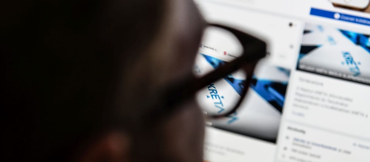 Rendőrség: Bombafenyegetésekkel is kapcsolatba hozhatók a KRÉTA-rendszert feltörő diákok