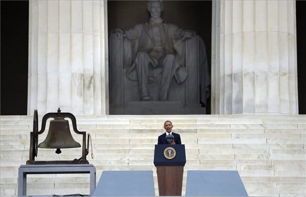 Obama tömegek előtt emlékezett meg Martin Luther Kingről