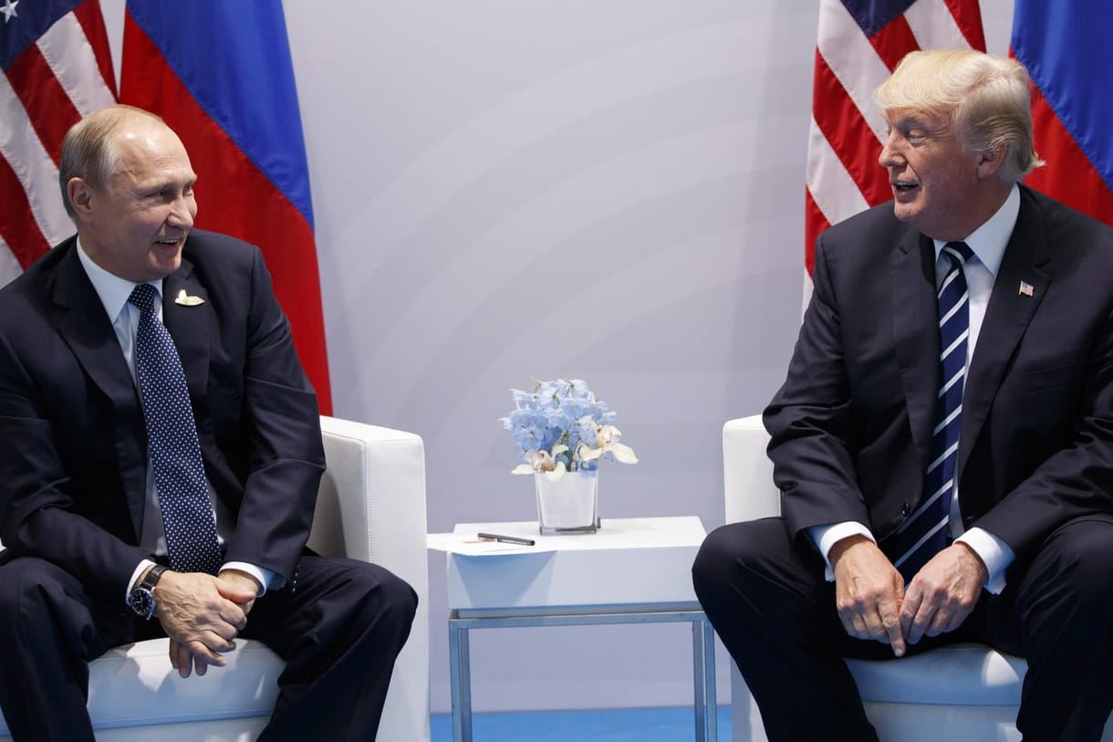 Máshogy emlékeznek az oroszok és az USA arra, mit mondott egymásnak Putyin és Trump