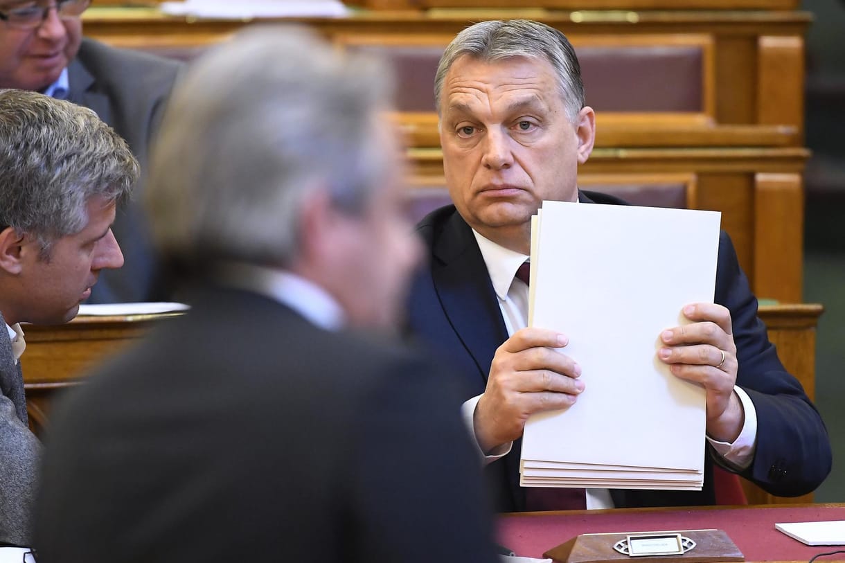 Süddeutsche: Orbán egy féktelenül tomboló fejsze