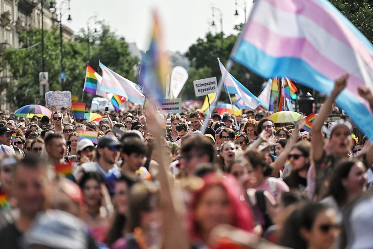 Kúria: A rendőrségnek újra kell vizsgálnia a Pride napjára tervezett szivárványos tüntetés jogszerűségét