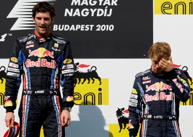 Belharc a Red Bullnál: Webber 2011-ben távozhat a csapattól
