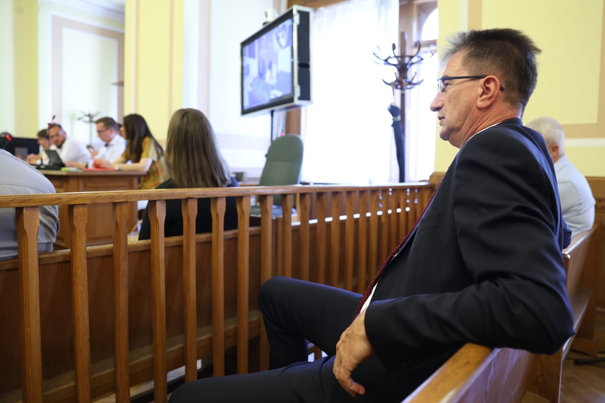 Koronatanú: „Schadl azt mondta, hogy ebből a pénzből havi egymillió forintot fog adni Völner Pálnak”
