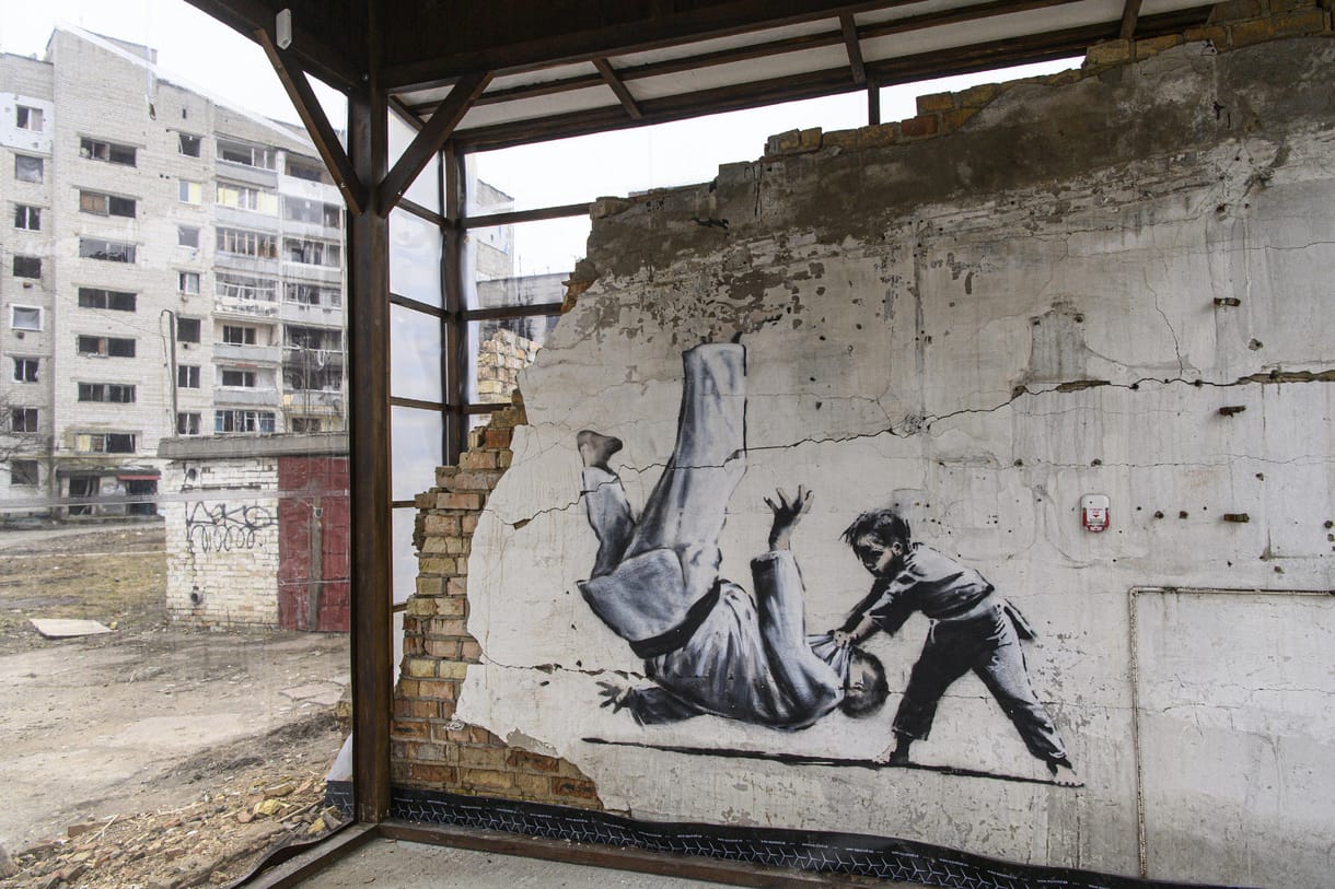 Banksy letette névjegyét Ukrajnában, de alkotásai veszélyben vannak