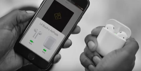 Az Apple új videóinak sztárja ezúttal az AirPods