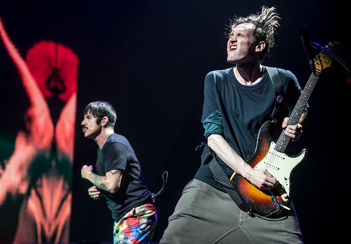 A Red Hot Chili Peppers egykori gitárosát gondatlanságból elkövetett emberöléssel vádolják