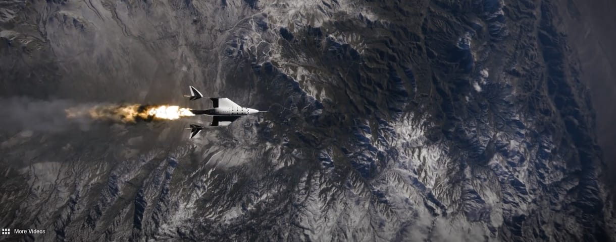Videón, ahogy a Virgin Galactic pilótáit kilövik a hordozórakétáról az űrben