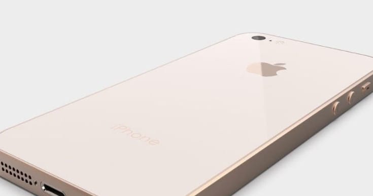 Jó hír szivárgott ki: az olcsóbb iPhone most már tényleg jön