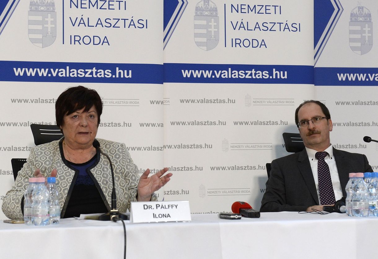 1 milliós bónuszt kap az NVI elnöke: nem mond le a pénzről a sorban állás miatt