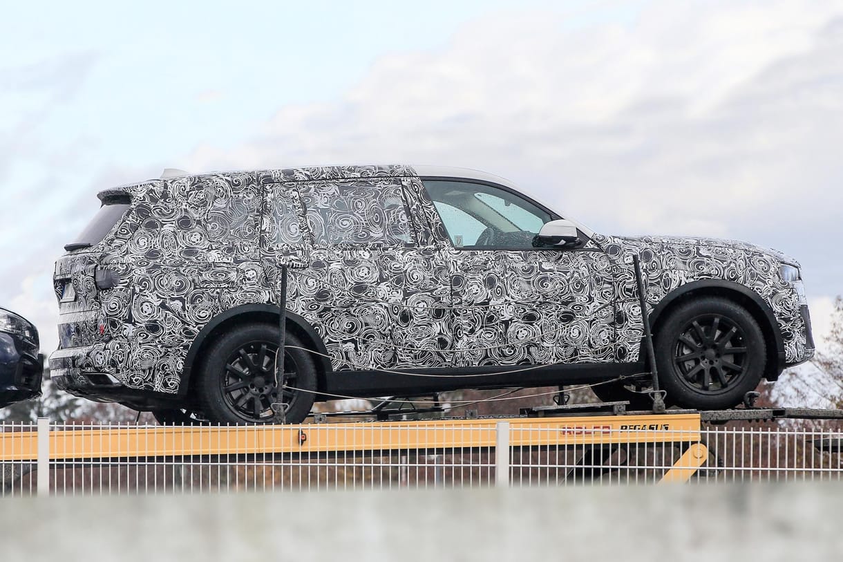 Kémfotókon már felbukkan a BMW új óriása, az X7 