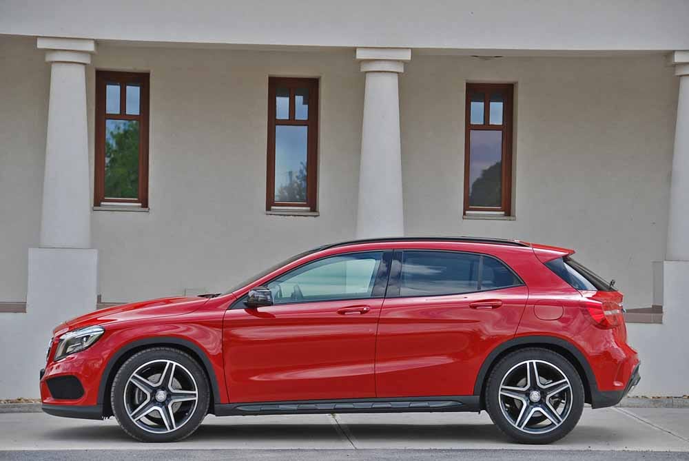 Mercedes GLA teszt: nincs ma nála divatosabb