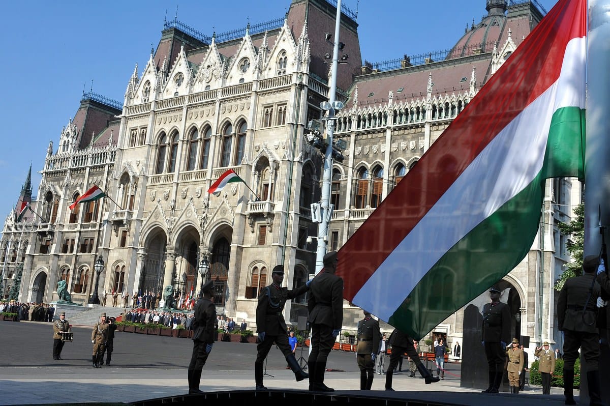 Wetzel Tamás: természetes igény a magyar állampolgárság