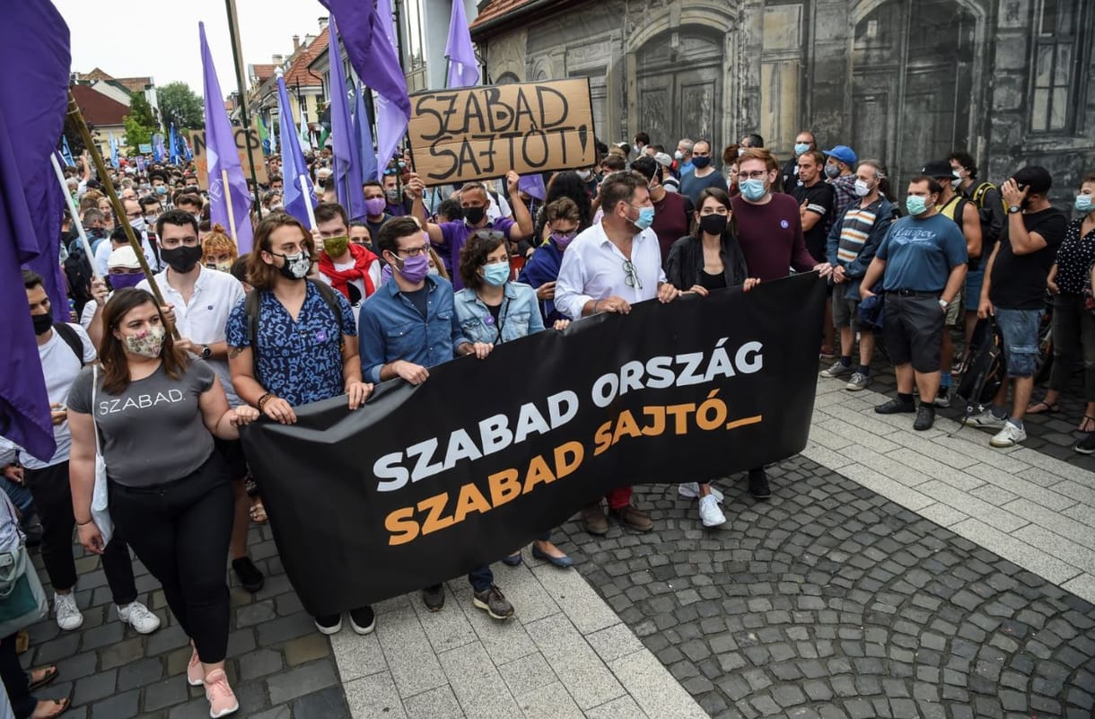 Felmérték, mennyit lennénk hajlandóak fizetni a hírekért