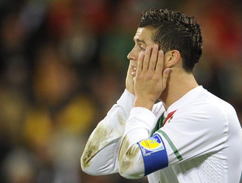 C. Ronaldo nem vette észre, hogy kifütyülték