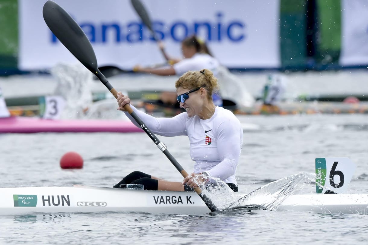 Bronzérmes a paralimpián a kajakos Varga Katalin