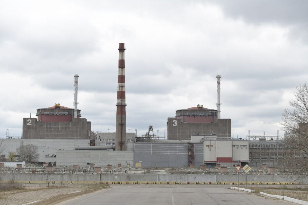 Beintettek az orosz utasításnak a zaporizzsjai atomerőmű ukrán dolgozói - tét a nukleáris katasztrófa