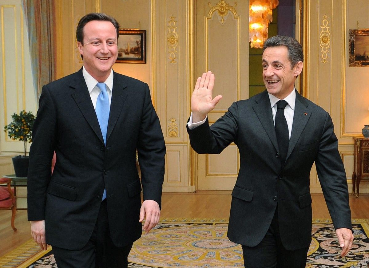 Líbiába utazik holnap Sarkozy és Cameron