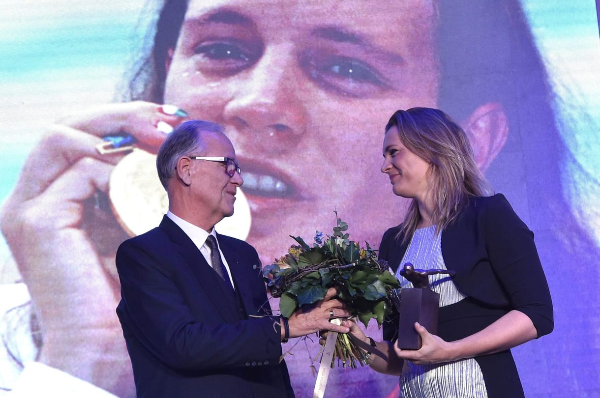 Egerszegi edzőtársa szerint előfordult, hogy Turi György megverte a vécében azt, aki nem teljesített