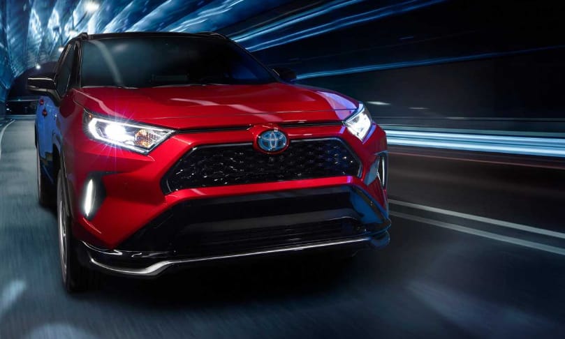 Mostantól a Toyota RAV 4 is kaphat zöld rendszámot