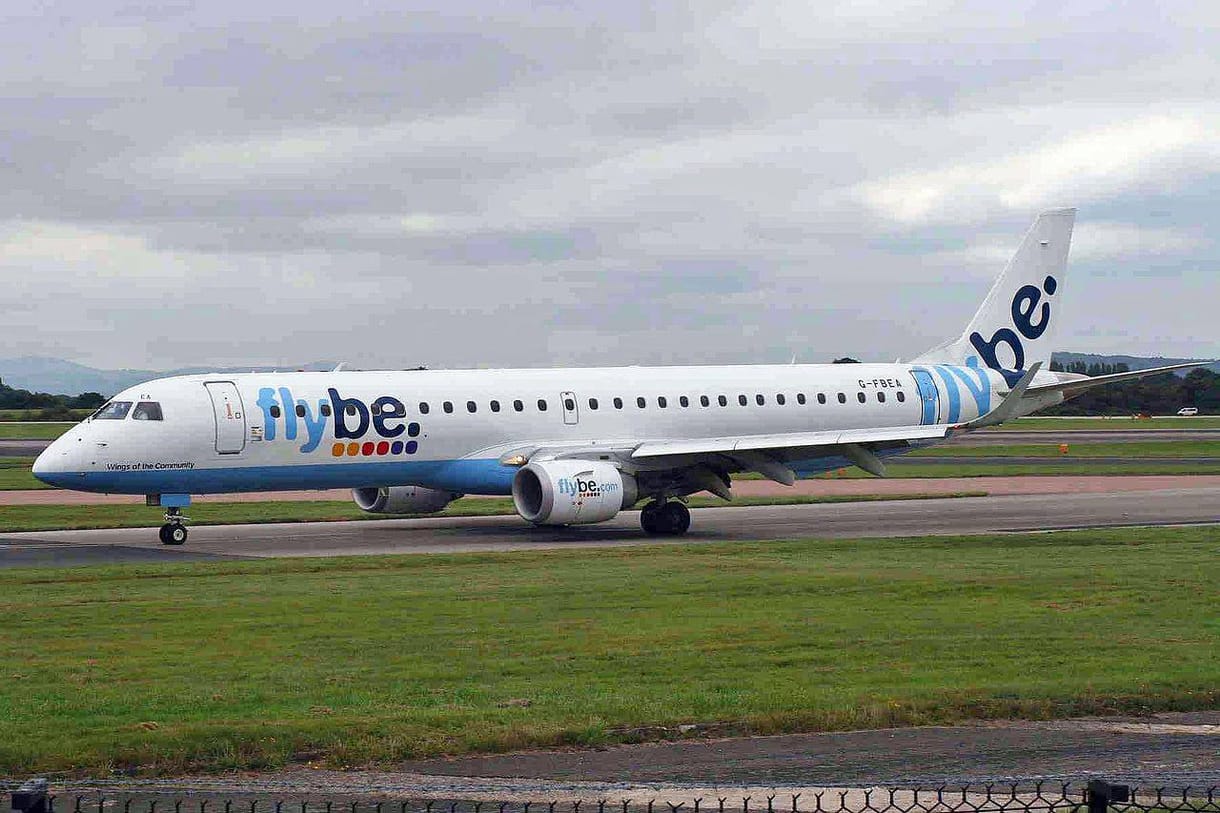 Csődbe ment egy brit légitársaság, a Ryanair azonnal rárepült az elbocsátott alkalmazottakra
