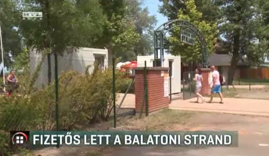 Eggyel kevesebb ingyenes strand lesz júliustól Balatonföldváron