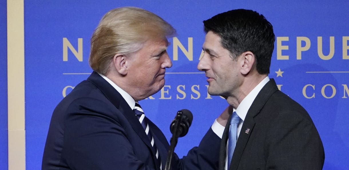 Lelépett az ember, akitől a republikánusok hiába várták, hogy megfékezi Trumpot