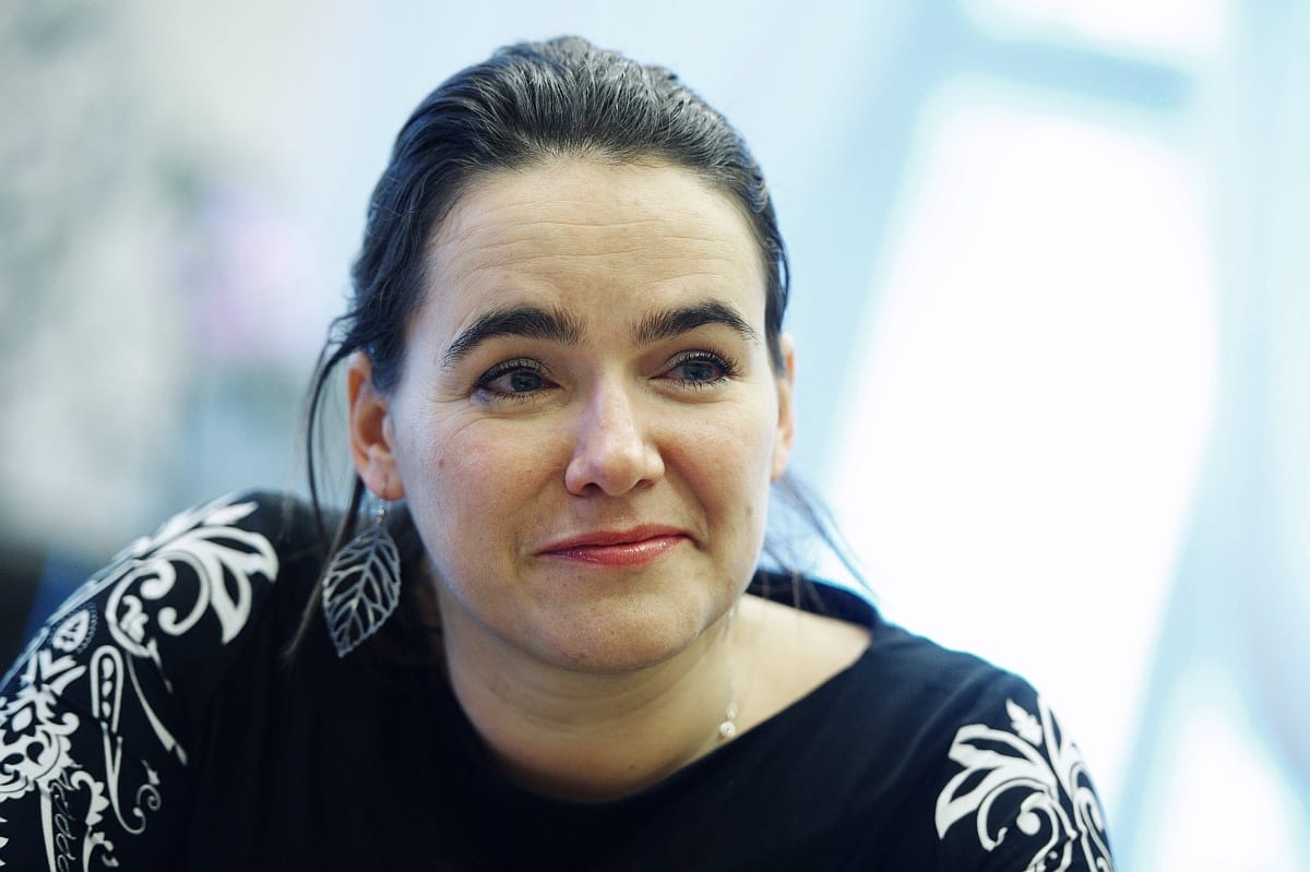 Az államtitkár asszonyt tényleg nagyon szeretik a munkatársai – fotó