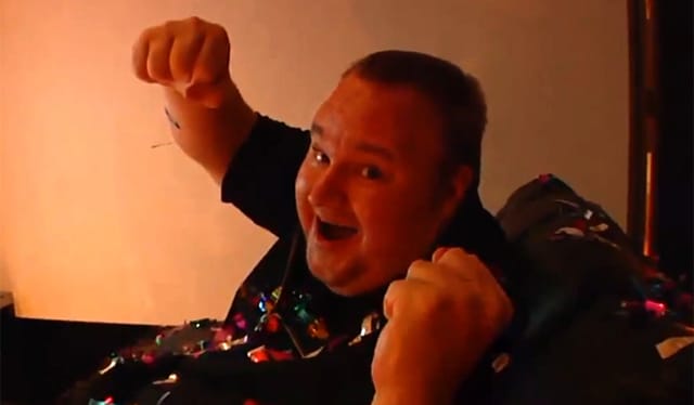 Előzetes letartóztatásban ünnepelt a Megaupload-alapító