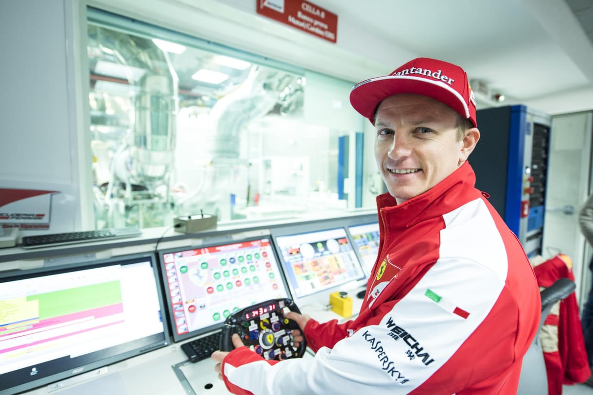 Fia született a Forma–1-es fenegyerek Kimi Räikkönennek