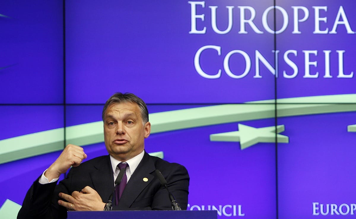 Orbán százmilliárdokat kockáztatva háborúzik az EU-val