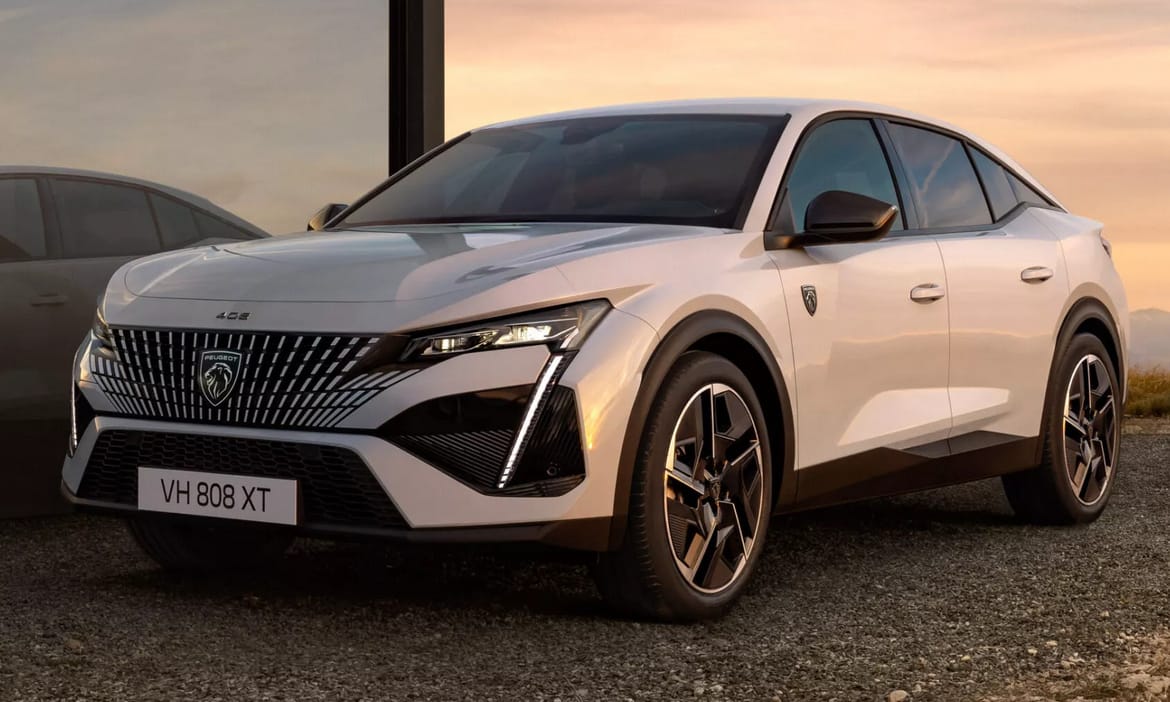 Íme a tisztán elektromos új Peugeot E-408