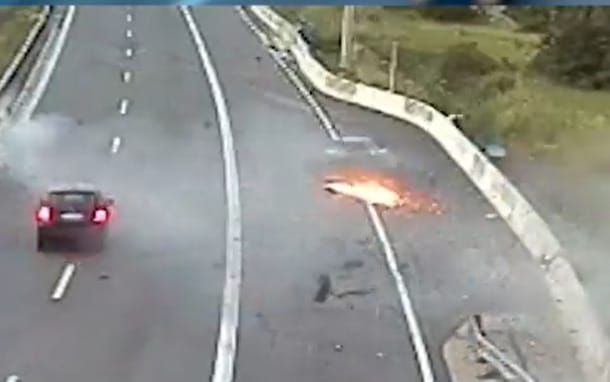 Két brutális autópálya-balesettel kampányol a német rendőrség – videó