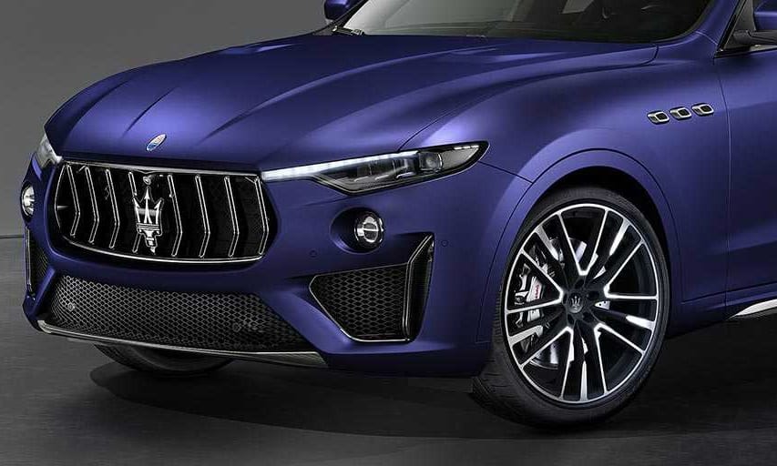 Ferrari-motoros divaterepjáróra vágyik? Íme, itt a legújabb Maserati SUV