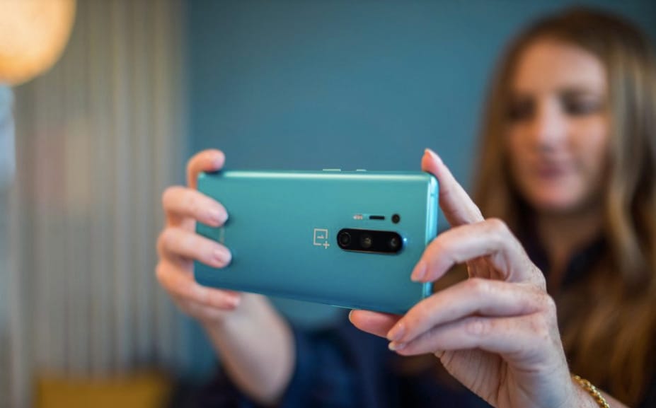 Független tesztelő: a OnePlus 8 Pro kamerája jobb a Samsung Galaxy S20+-énál