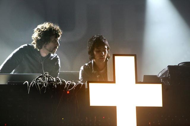 Nem remixel a Justice, mert csak elszúrják a jó dalokat