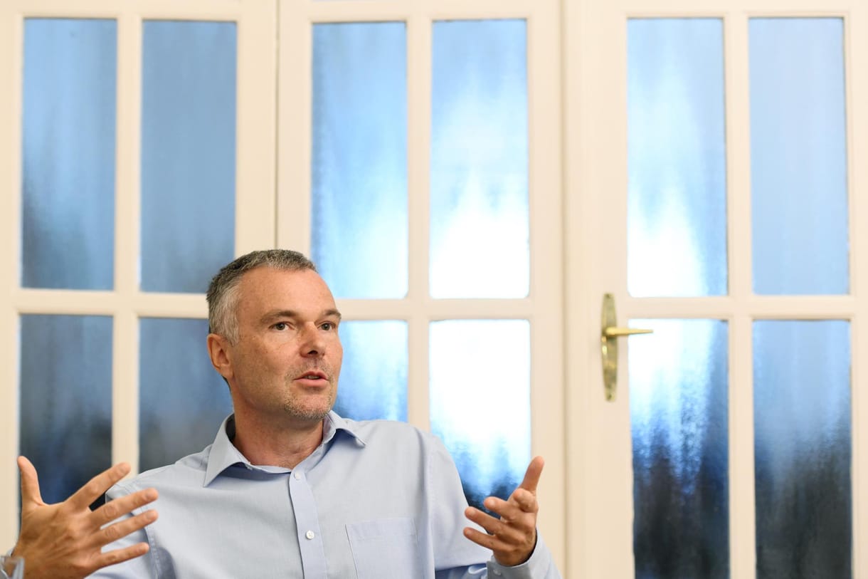 Martin József Péter: A társadalom kettészakadása felerősíti a korrupciócsömört