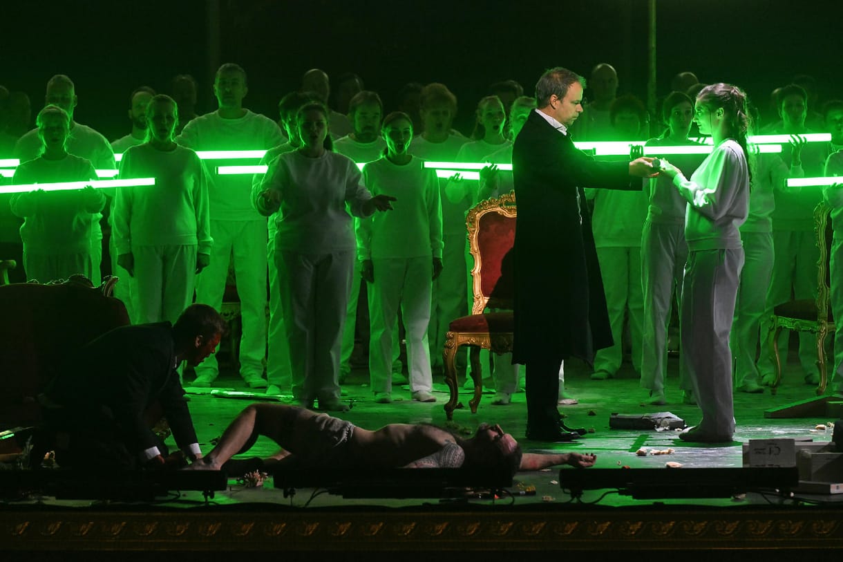 Félig teli vagy félig üres? Ellentmondásos az Ókovács Szilveszter vezette Opera művészi mérlege