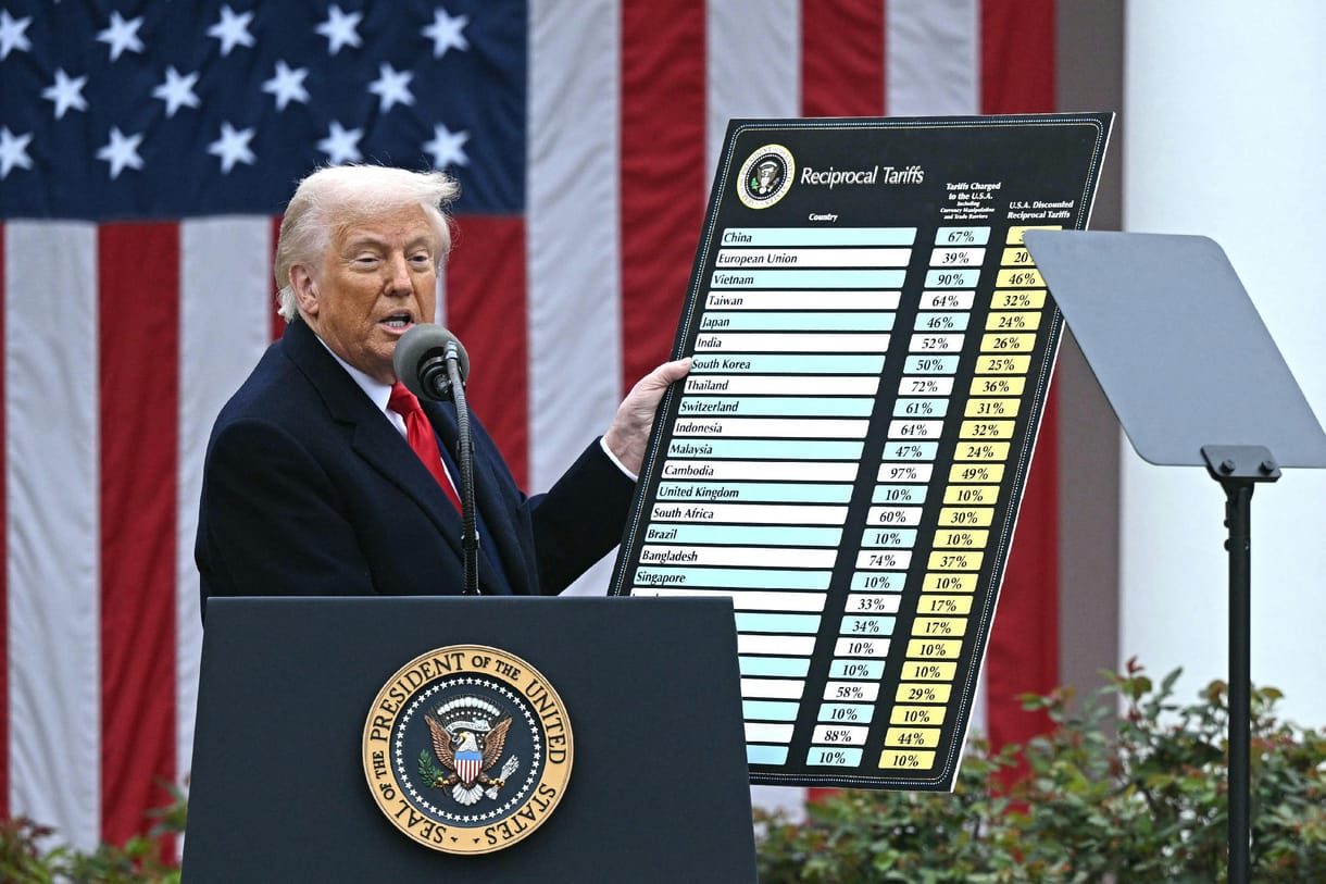 Trump májusban még féltette a dél-afrikai fehér gazdák életét, most 30 százalékos vámot varr a nyakukba