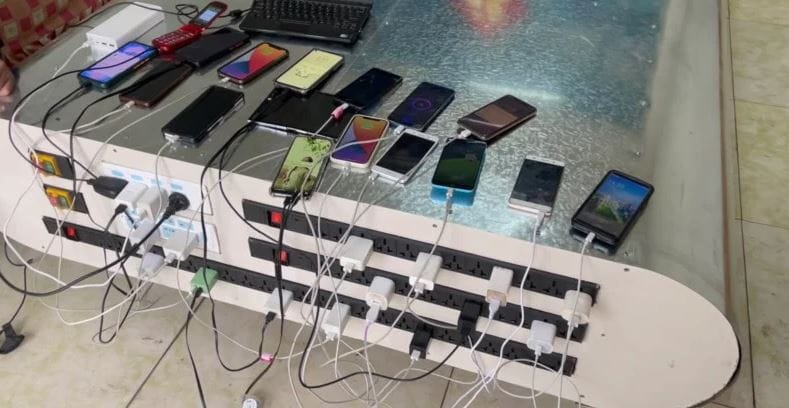27 millió mAh-es powerbank készült, egy töltéssel akár 5000 mobil is feltölthető vele