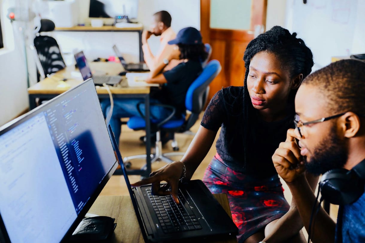 Ruanda nekiállt felszámolni az analfabetizmust a mesterséges intelligencia segítségével