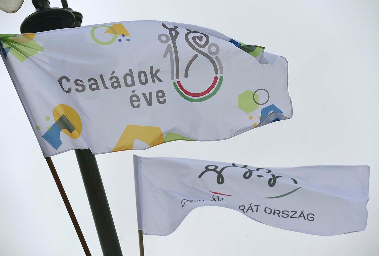 Gyereket vállalt, ezért vesztette el állását egy állami szervnél dolgozó nő a „családok évében” 