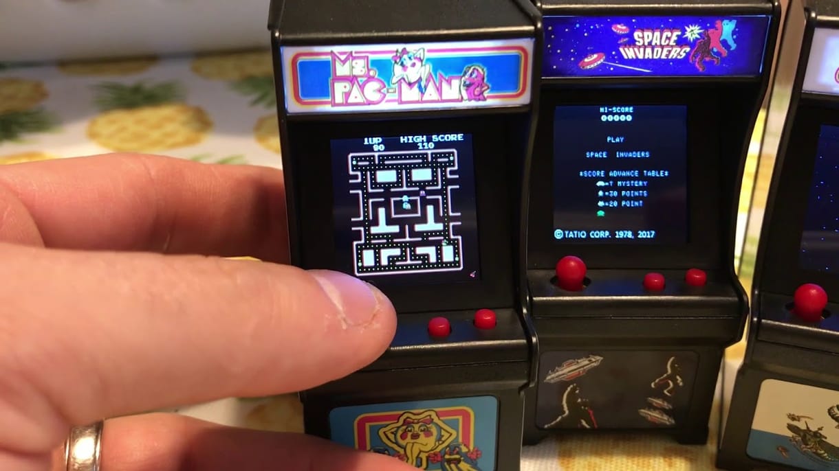 Kulcstartó méretű lett, és működik is: íme a retró játékgép mini változata – fotók, videók