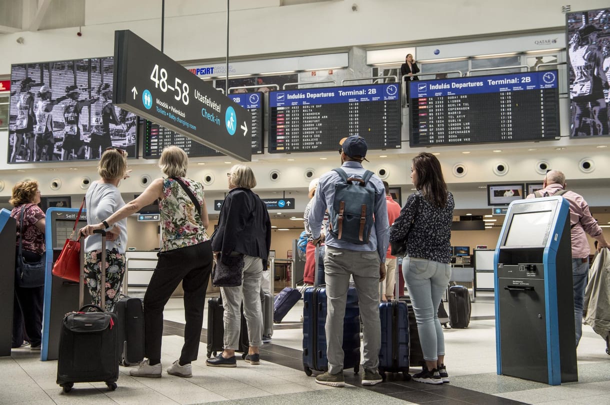 Bevándorlók, hazatelepülők és határon túliak fékezik a népességfogyást