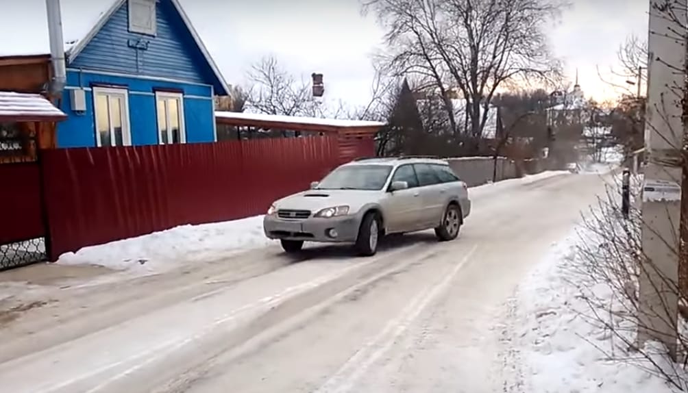 Ennél kínosabb driftelés nem létezik – videó
