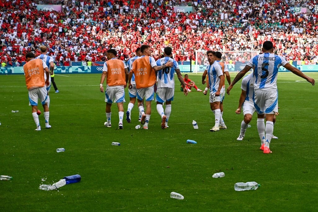 Egészen szürreális módon kapott ki Argentína az olimpia első meccsén – videó