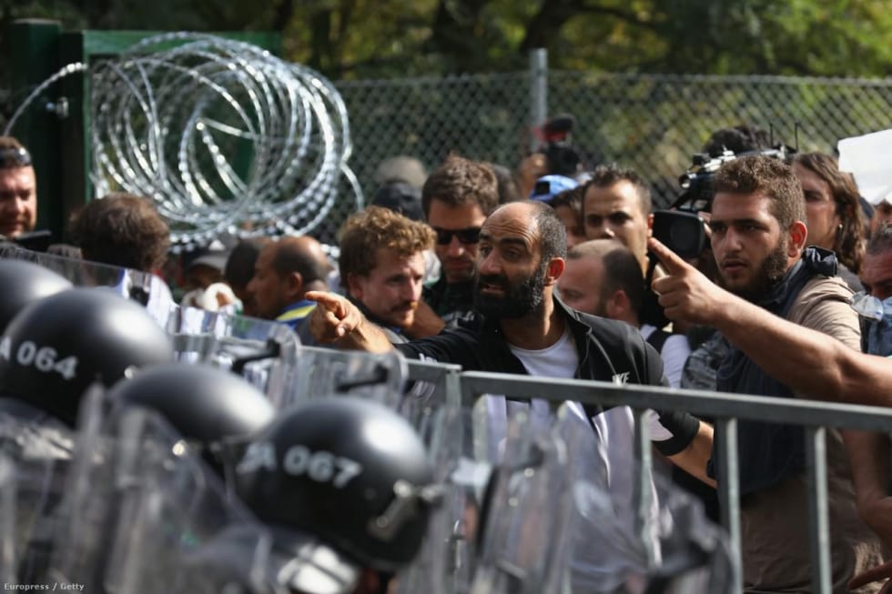 A röszkei terrorper bírája: Miért nem dobta fejbe azt a pakisztánit?