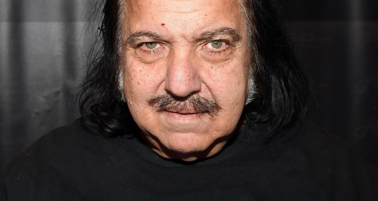 Demenciában szenved, nem áll bíróság elé szexuális zaklatási ügyei miatt Ron Jeremy